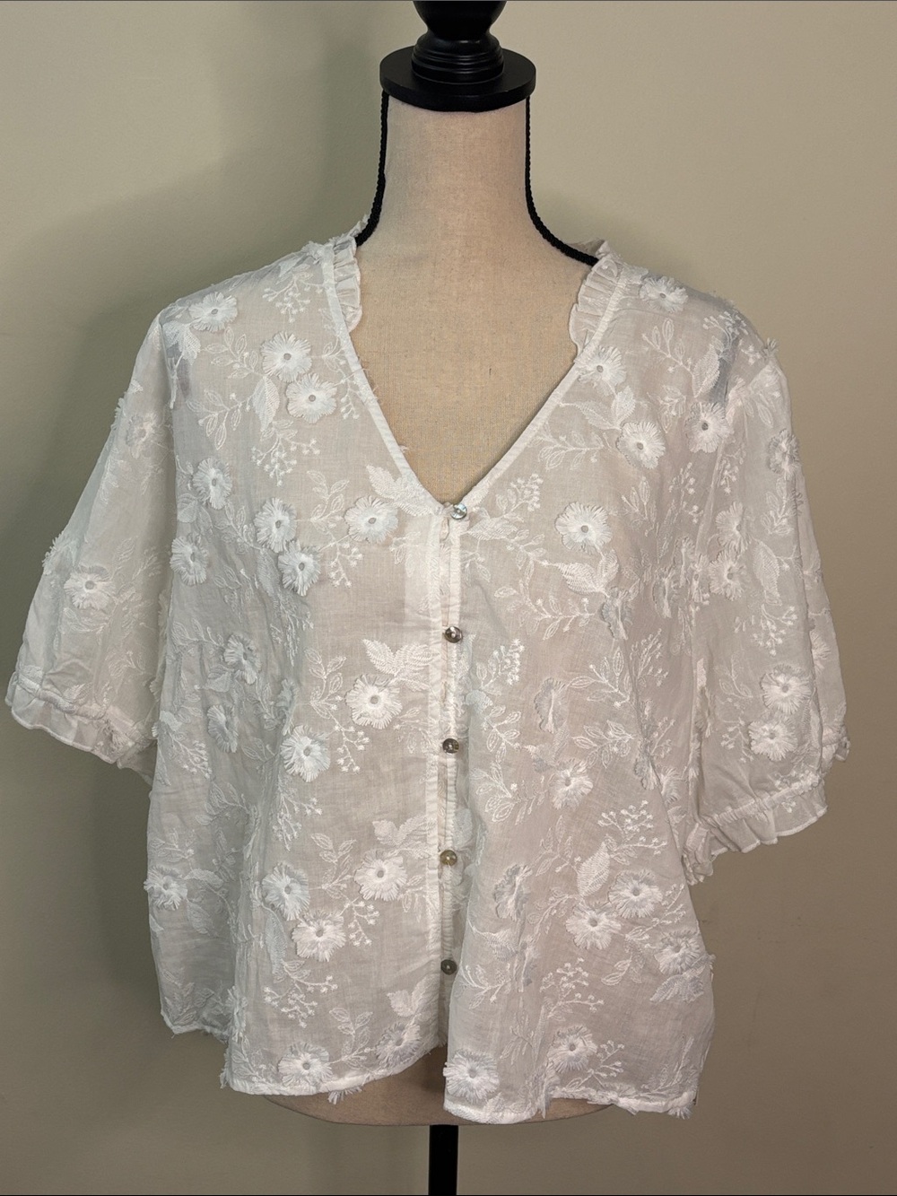 Nannette Lepore White Floral Eyelet Embroidered Top size XL